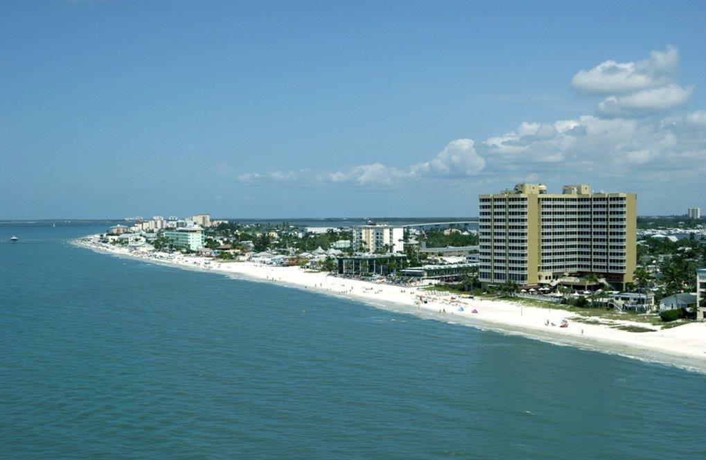 Diamond Head Beach Resort Fort Myers Beach Exterior photo