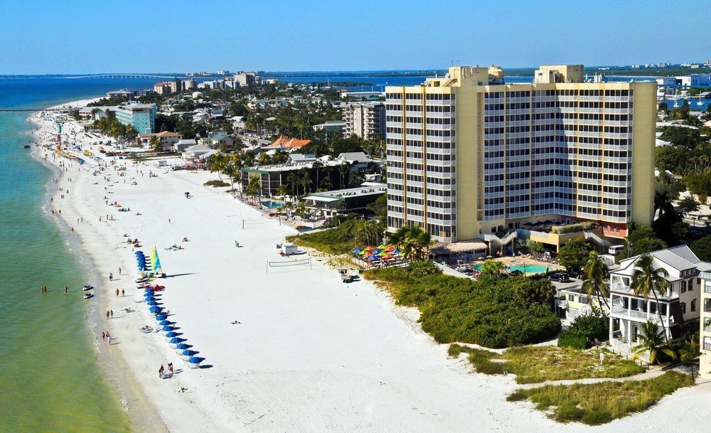 Diamond Head Beach Resort Fort Myers Beach Exterior photo