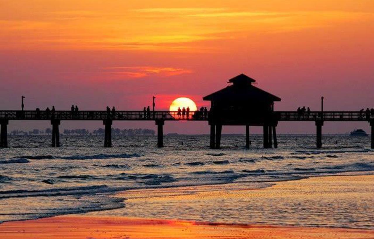 Diamond Head Beach Resort Fort Myers Beach Exterior photo